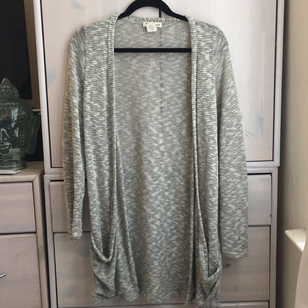 White/Grey oversized cardigan